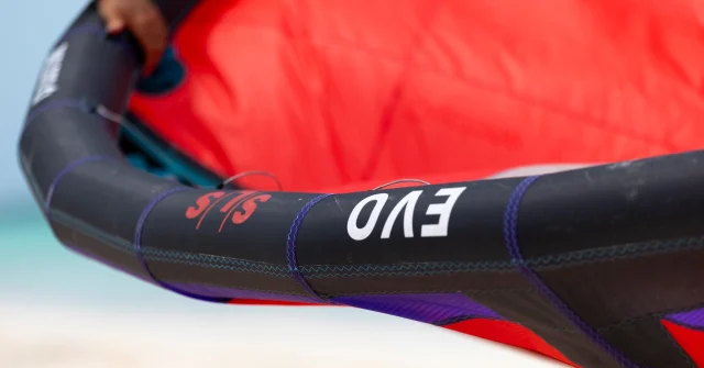 A lightweight, ultra-rigid frame refined to deliver instant feedback and precise control.